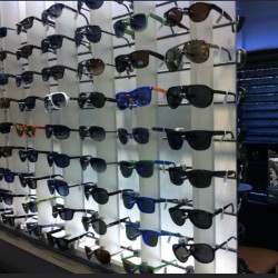 Λ.ΒΟΥΛΙΑΓΜΕΝΗΣ 187 ΔΑΦΝΗ  ΑΘΗΝΑ Τ.Κ 17237  -   Ι.ΜΕΛΑ 54 ΛΕΥΚΑΔΑ Τ.Κ 31100